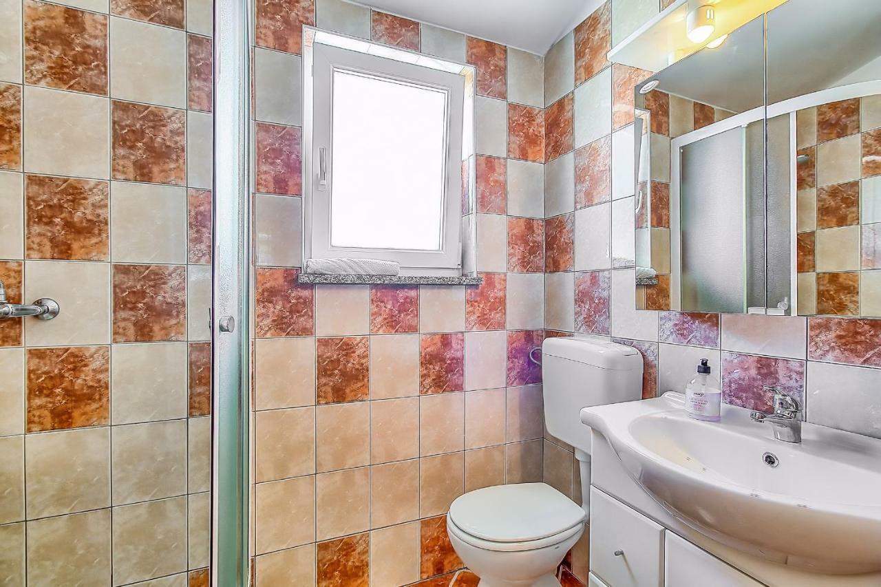 Lara Apartments Умаг Екстериор снимка